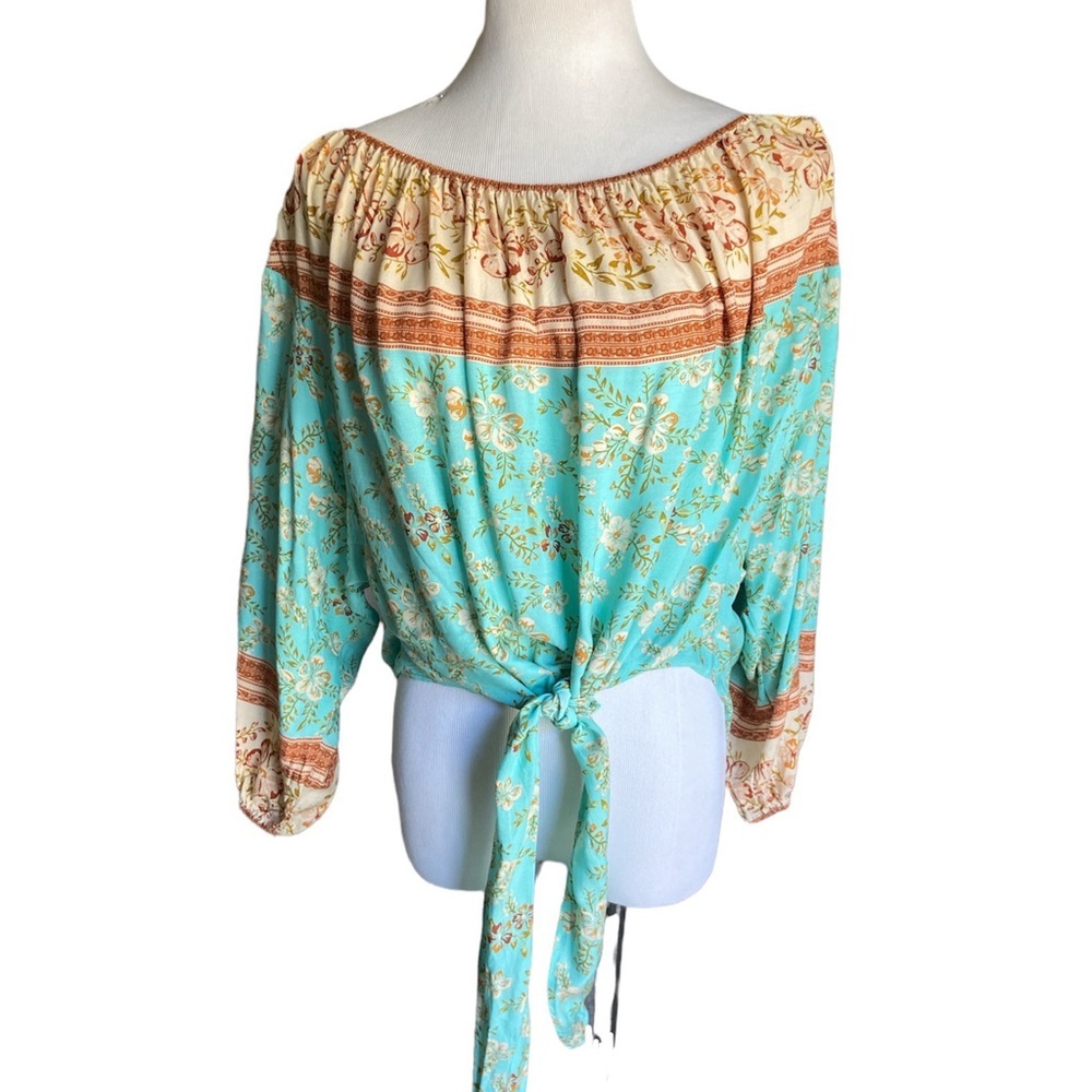 Umgee boutique bohemian top with elastic shoulders & tie front blue floral print